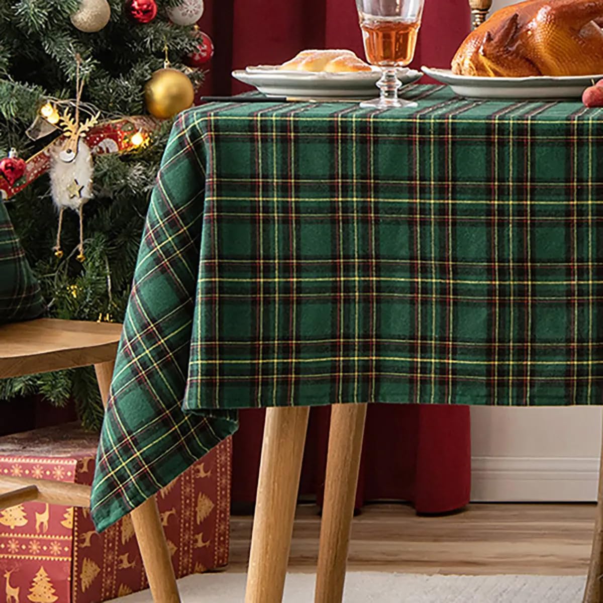 Fennco Styles Classic Plaid Snowflake Holiday Tablecloth - Tartan Rectangular Table Cover for Dining Room, Christmas Décor, and Winter Festivals