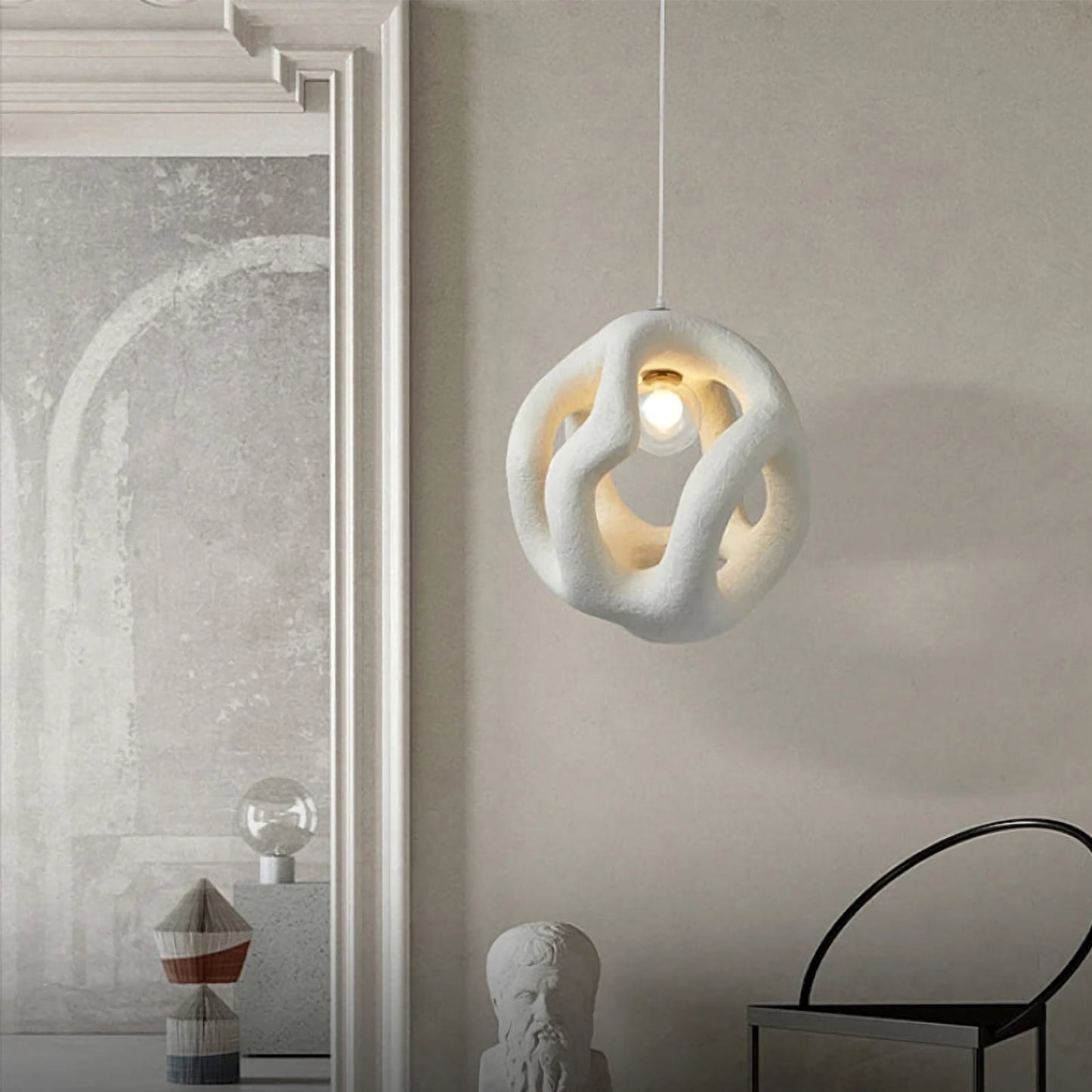 Round Hollow Pendant Lamp