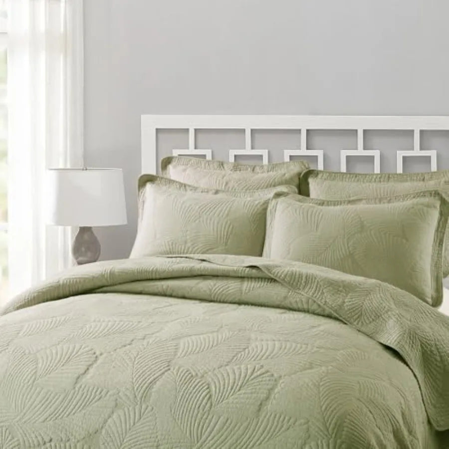 Tropical Palm Tree King Size Quilt Set  Quilted Bedding Lightweight
