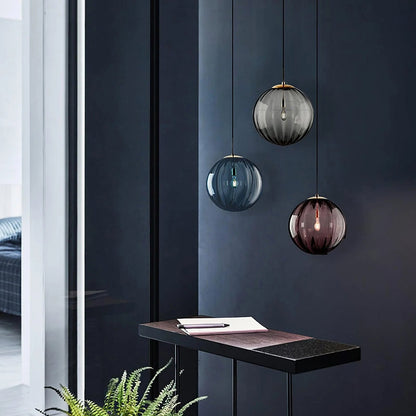 Spherical lampshade Pendant Light